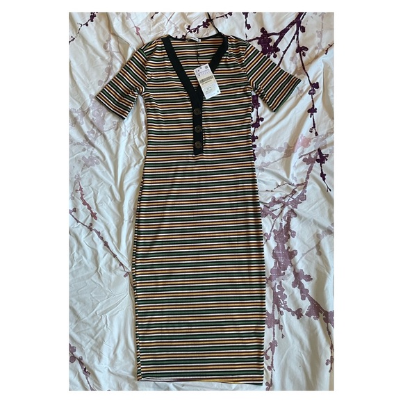 Zara V neck Mid body con dress- BNWT - Picture 4 of 4